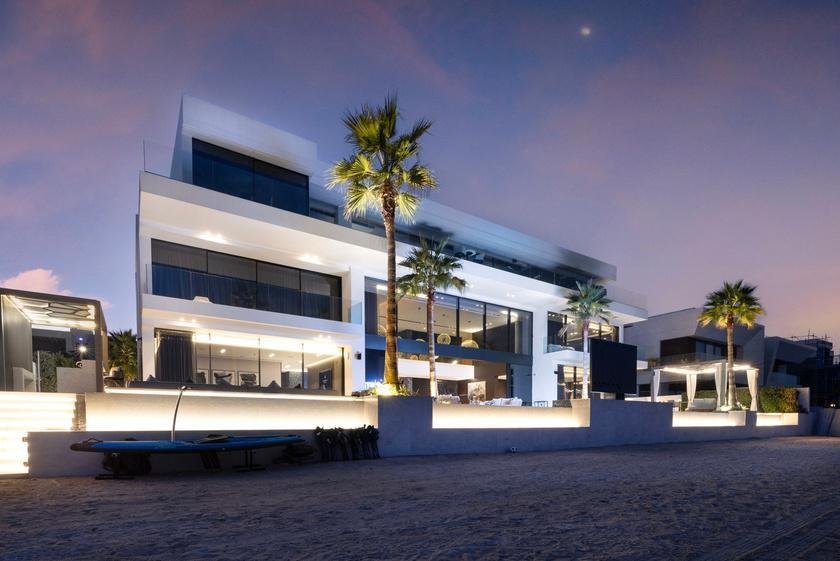 Villa in Dubai, Dubai, United Arab Emirates 2 - 15696384