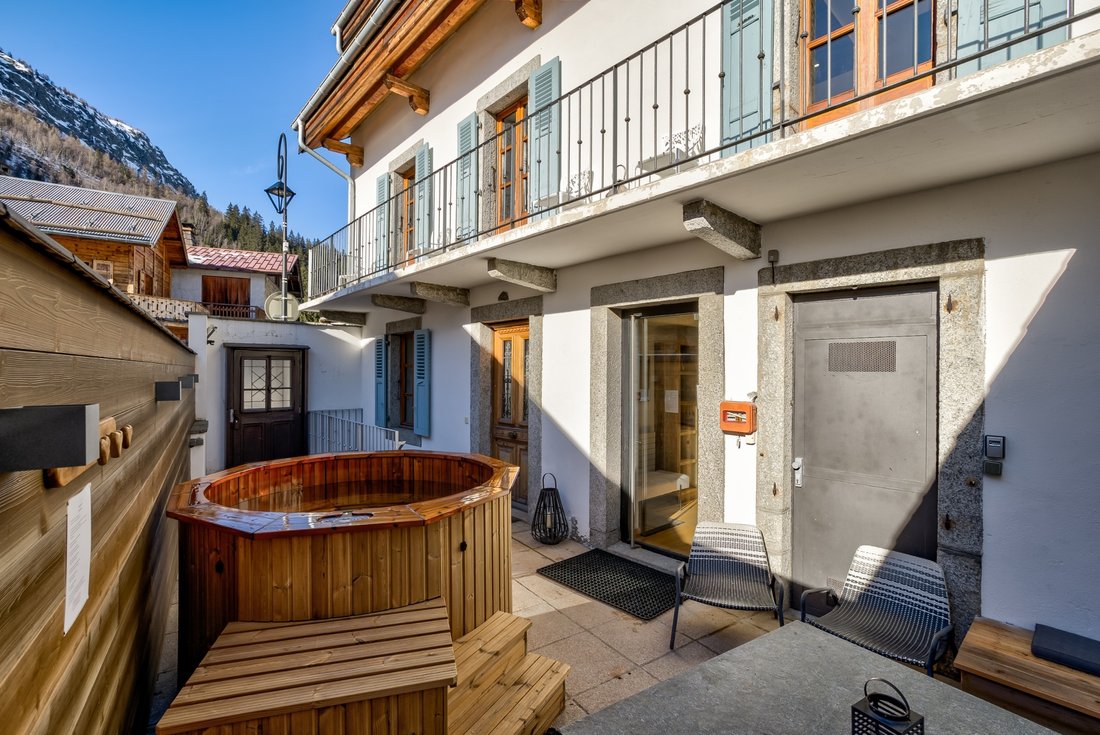 Apartment in Chamonix, Auvergne-Rhône-Alpes, France 4 - 15696525