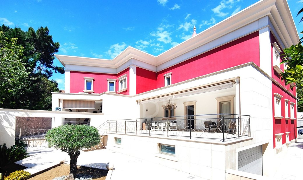 5 Bedroom Villa Near The Beach, In Estoril In Estoril, Lisbon, Portugal