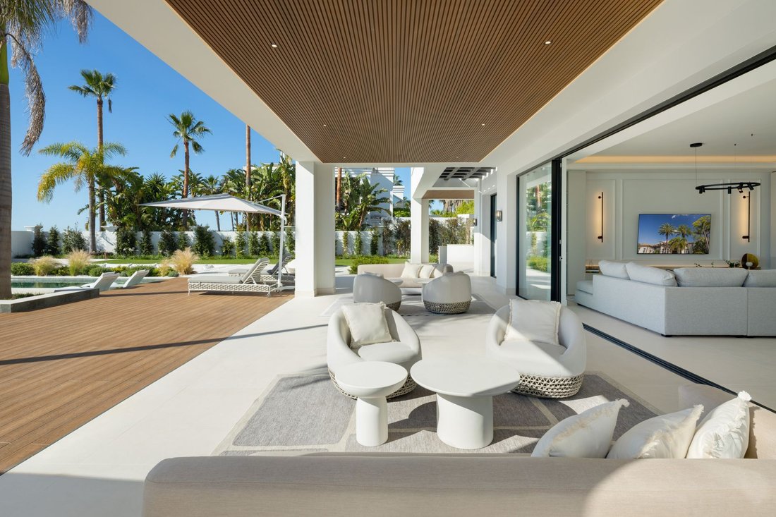 Villa in Benahavis, Andalusia, Spain 5 - 15697010