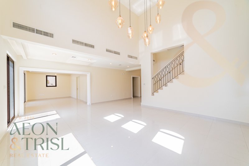 Villa in Wadi Al Safa 6, Wadi Al Safa, Dubai 5 - 15697119