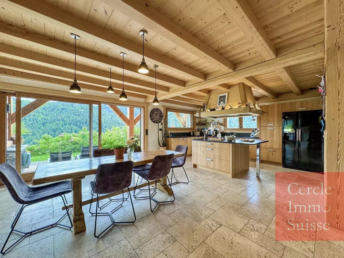 Chalet in Saint-Nicolas-la-Chapelle, Auvergne-Rhône-Alpes, France 5 - 15697287