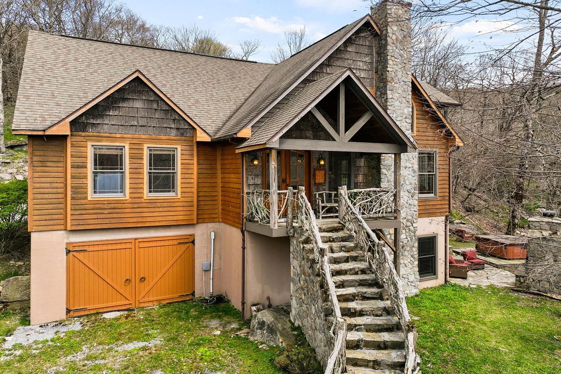 House in Banner Elk, North Carolina, United States 1 - 15697175