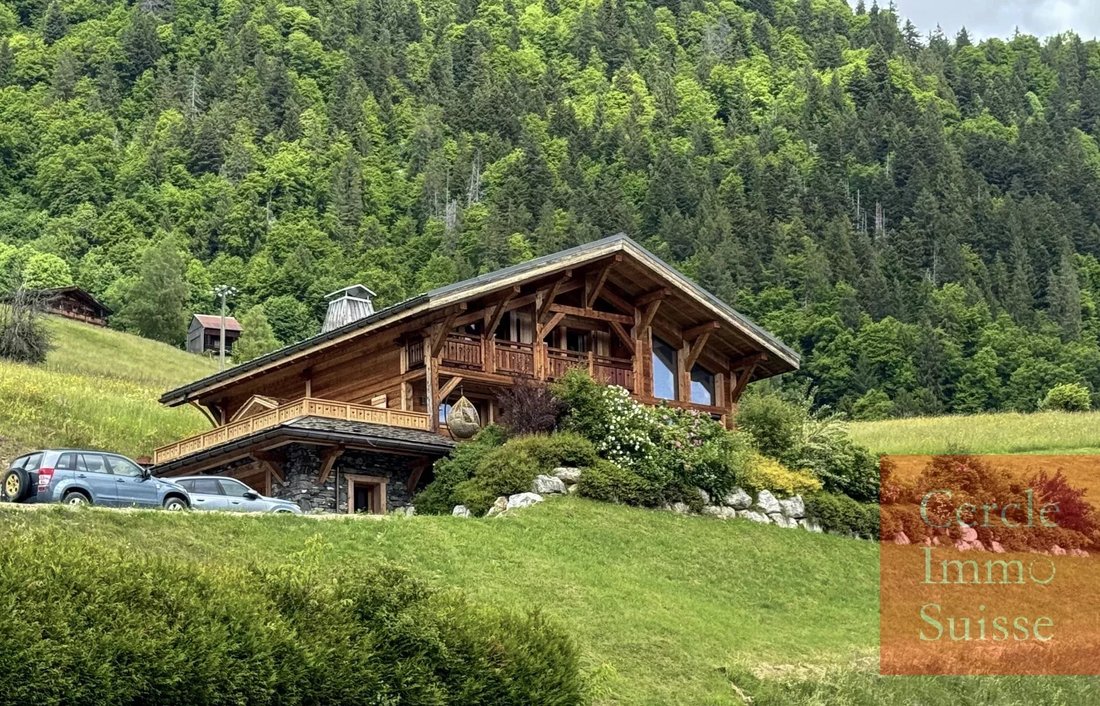 Chalet in Saint-Nicolas-la-Chapelle, Auvergne-Rhône-Alpes, France 1 - 15697287