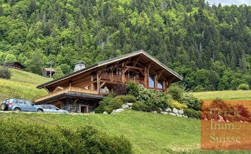 Chalet in Saint-Nicolas-la-Chapelle, Auvergne-Rhône-Alpes, France 1