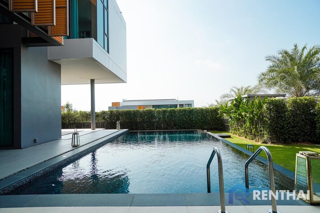 Villa in Pattaya City, Thailand 4 - 15697049