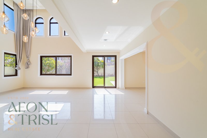 Villa in Wadi Al Safa 6, Wadi Al Safa, Dubai 4 - 15697119