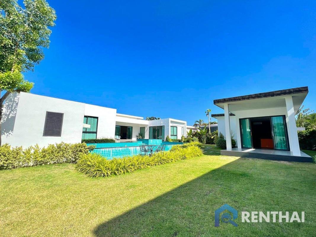 Villa in Pattaya City, Thailand 2 - 15697046