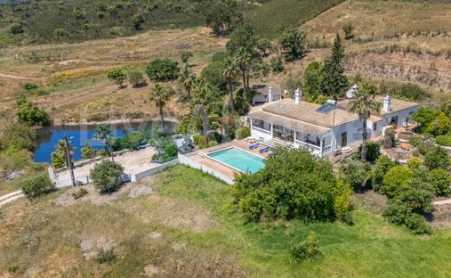 Villa in Marmelete, Algarve, Portugal 1