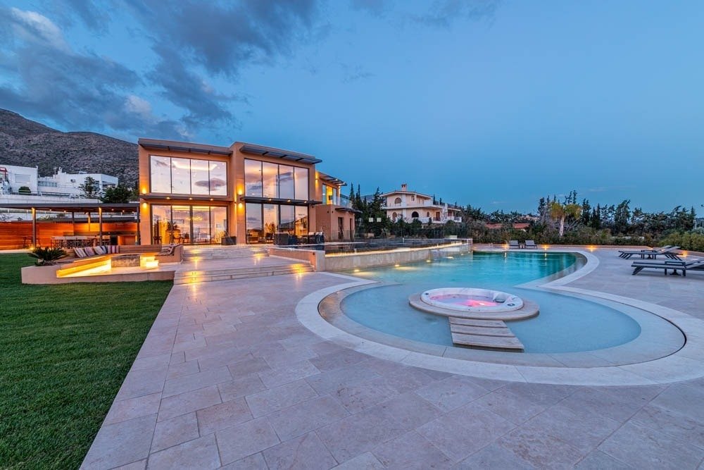 Villa in Kalyvia Thorikou, Attica, Greece 2 - 15697466