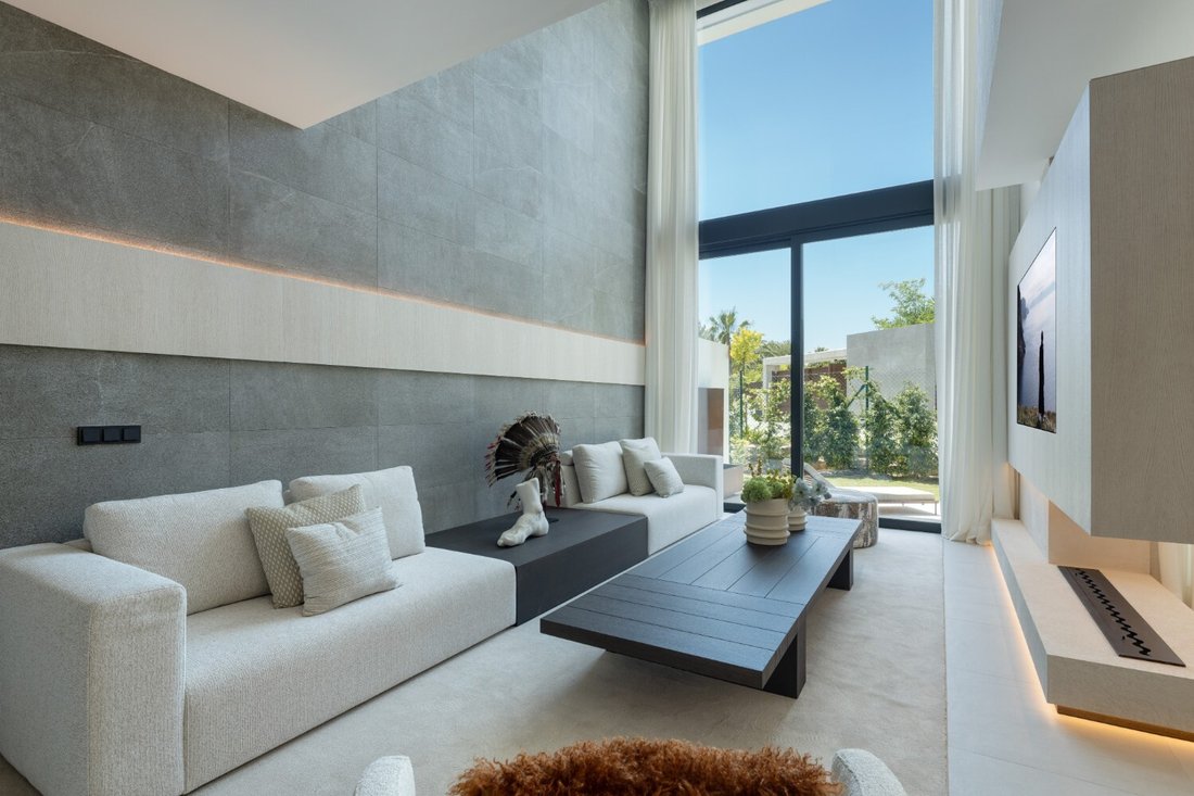 Townhouse in Rio Real, Marbella, Andalusia 5 - 15073247
