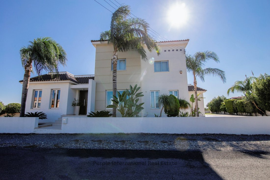 Villa in Paralimni, Famagusta, Cyprus 1 - 15697461