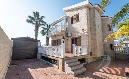 Villa in Sotira, Cyprus 1