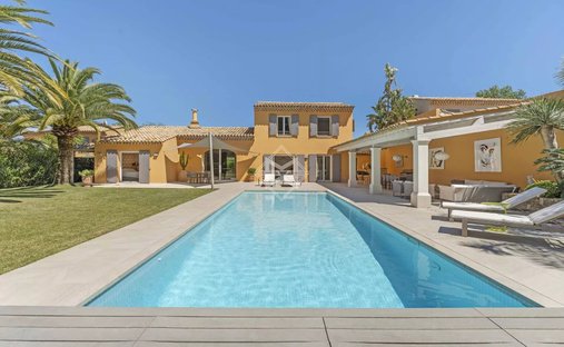 House in Gassin, Provence-Alpes-Côte d'Azur, France 1
