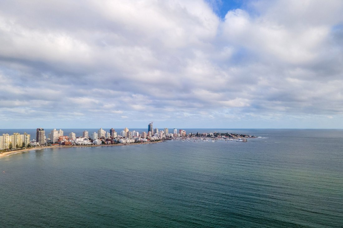 Apartment in Punta del Este, Maldonado Department, Uruguay 4 - 15697694