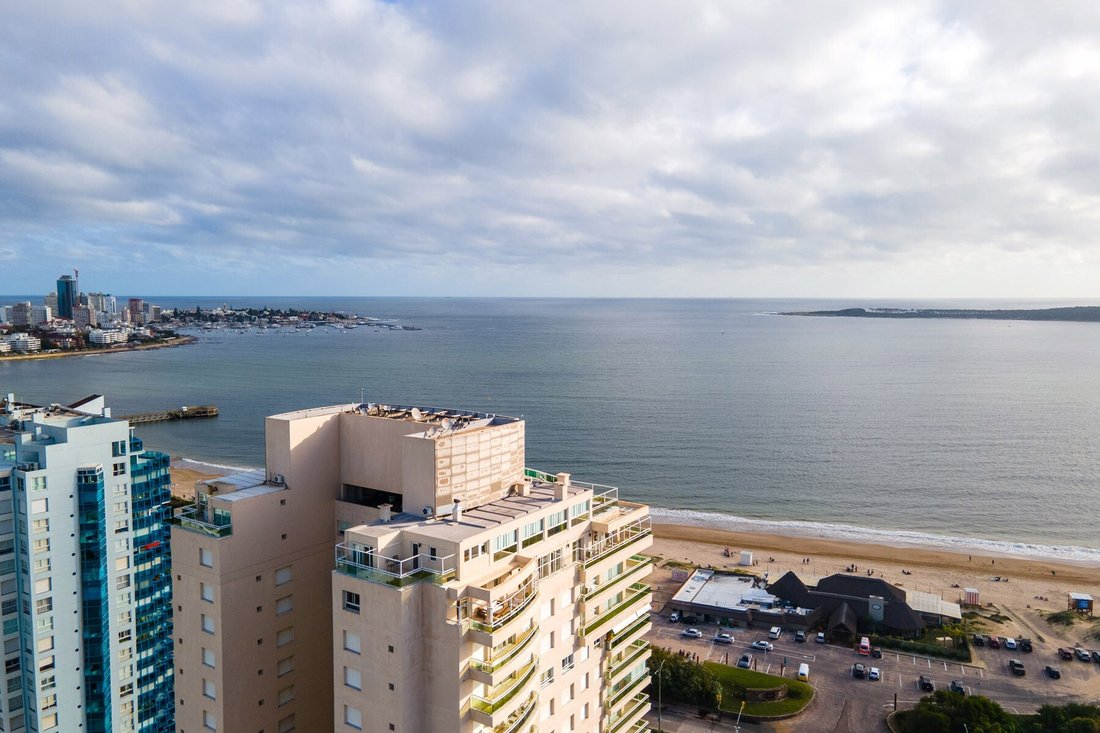 Apartment in Punta del Este, Maldonado Department, Uruguay 3 - 15697694