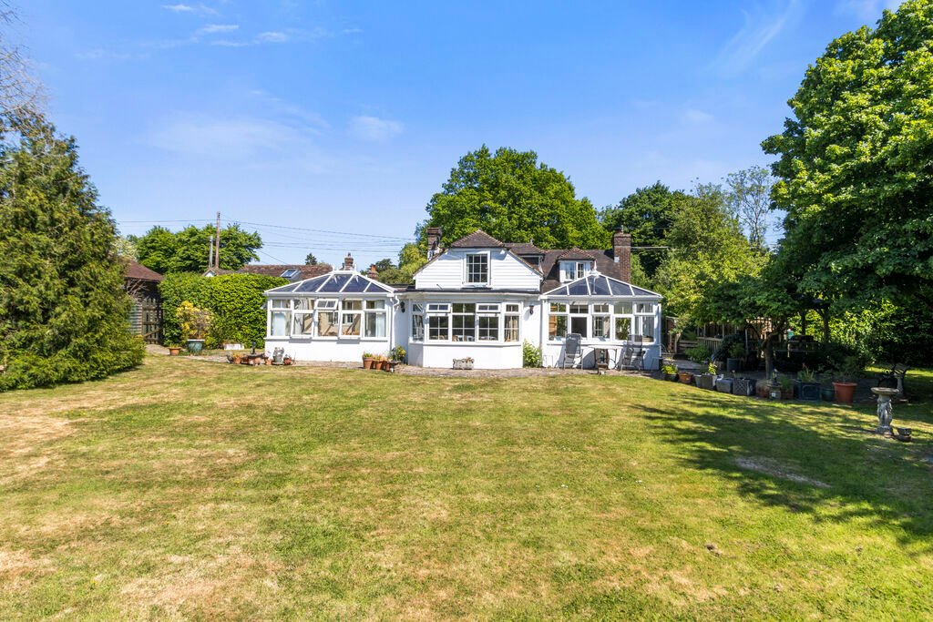 House in Cowbeech, England 5 - 15697620