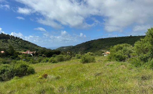 Land in Sesimbra (Castelo), Setubal, Portugal 1