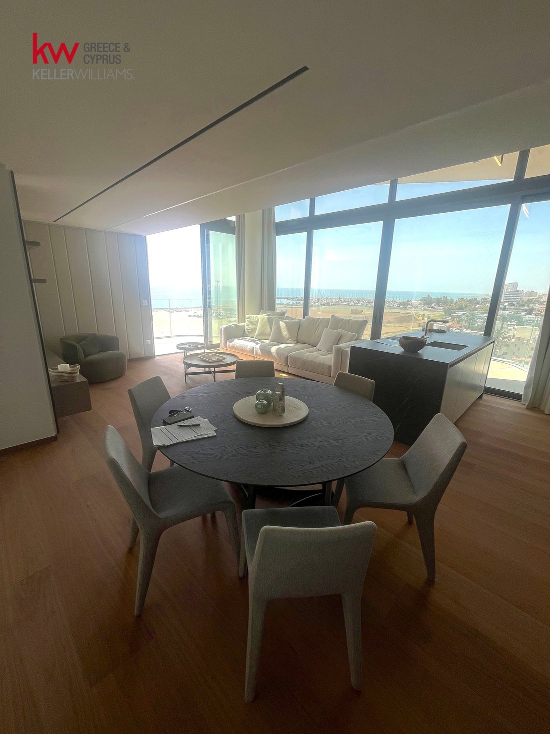 Apartment in Larnaca, Larnaca, Cyprus 1 - 15697892