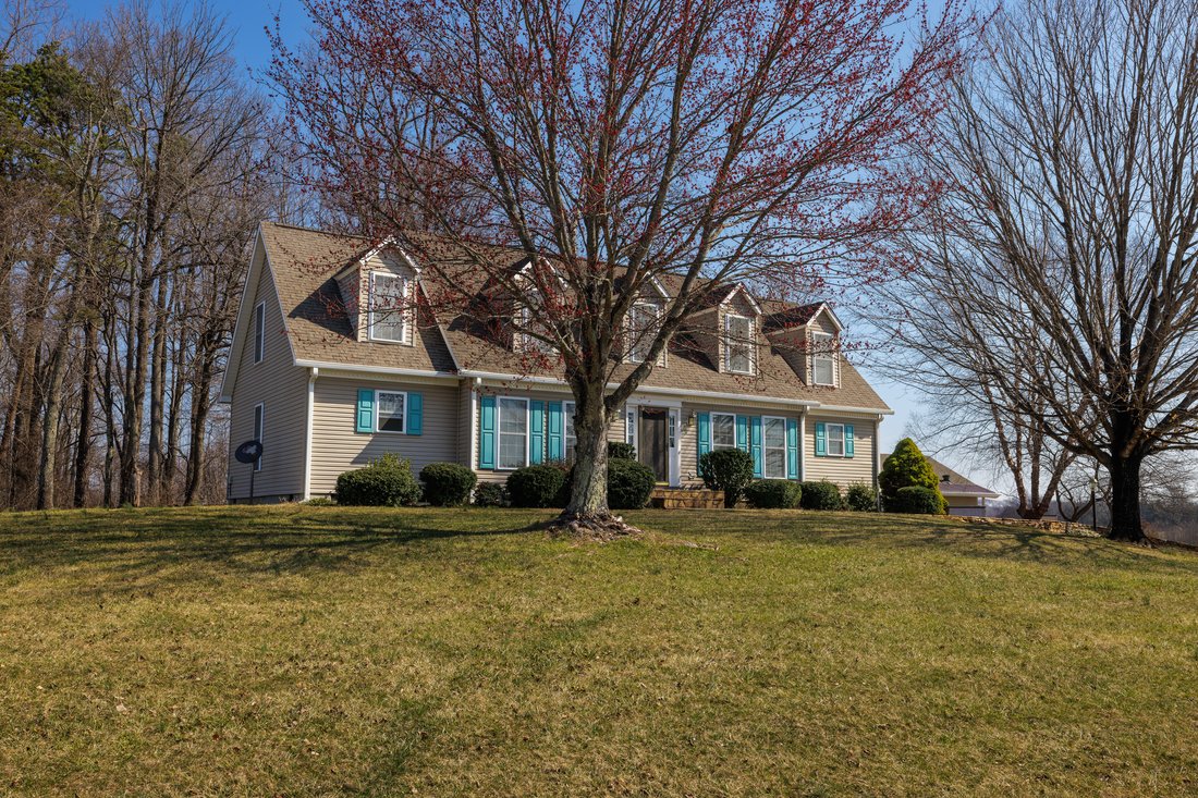 Farm Ranch in Fincastle, Virginia, United States 3 - 15697882