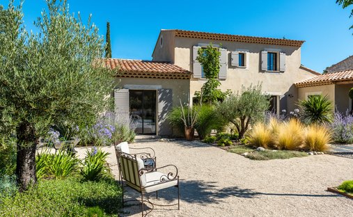 House in Valergues, Occitania, France 1