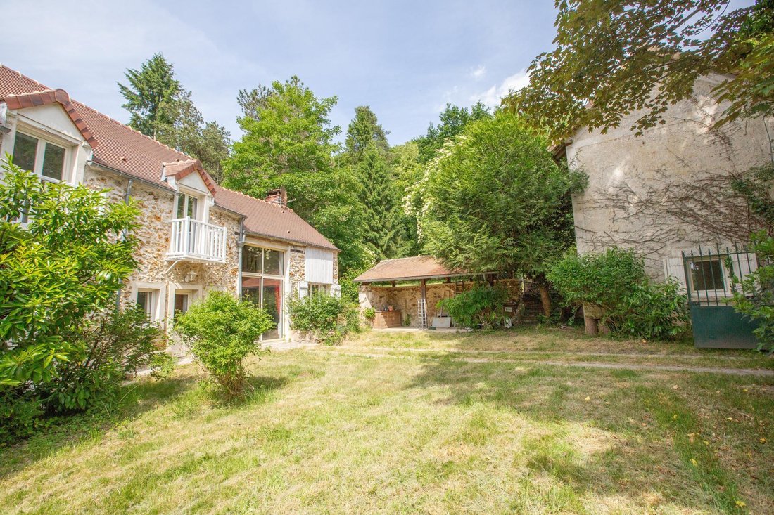 House in Dampierre-en-Yvelines, Ile-de-France, France 3 - 15698001