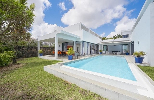 Villa in Grand Baie, Rivière du Rempart District, Mauritius 3 - 13612115