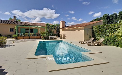 Villa in Saint-Cyprien, Occitania, France 1