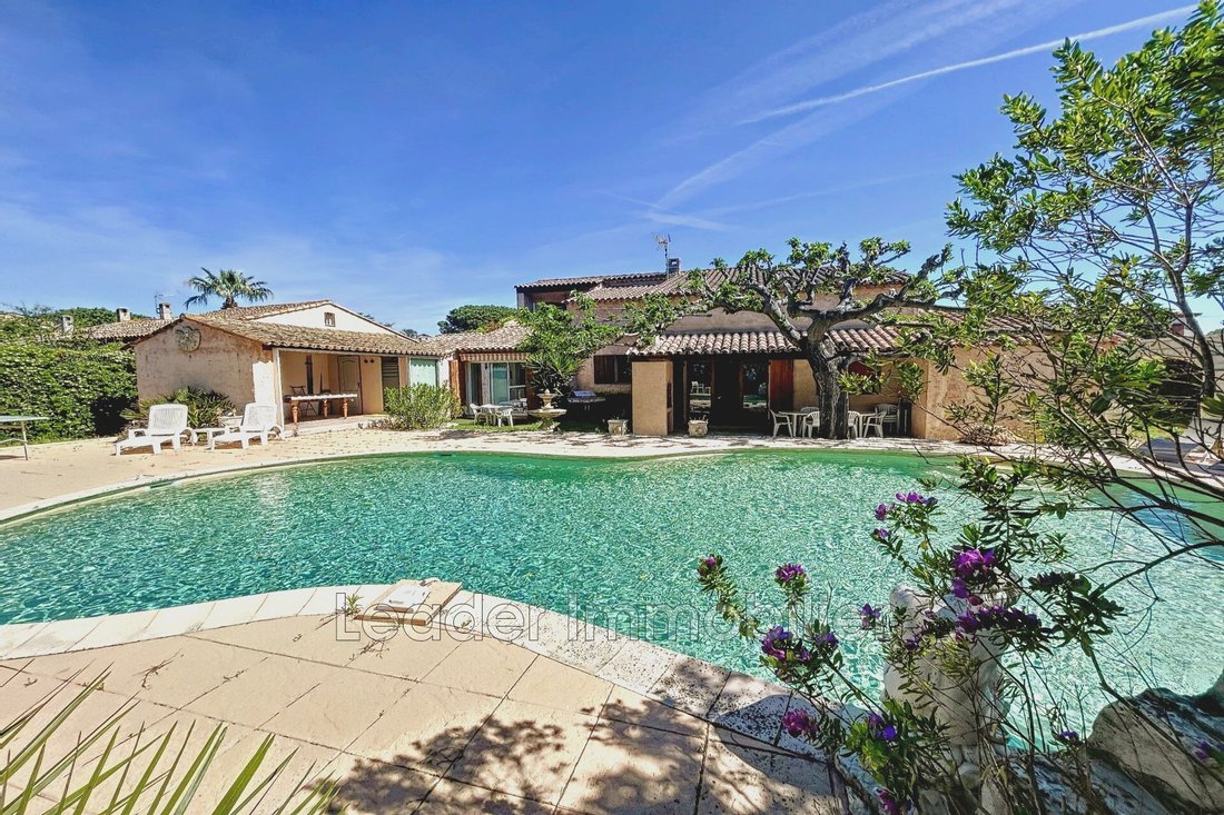 Villa in Les Groules-Les Breguieres, Antibes, France 1 - 12808777