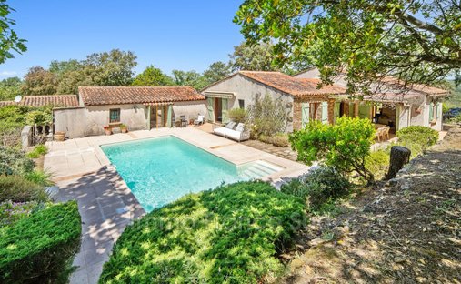 Villa in La Garde-Freinet, Provence-Alpes-Côte d'Azur, France 1
