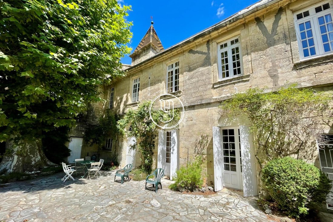 Villa in Uzès, Occitania, France 1 - 14690439