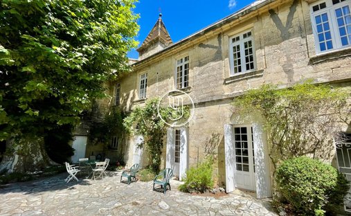 Villa in Uzès, Occitania, France 1