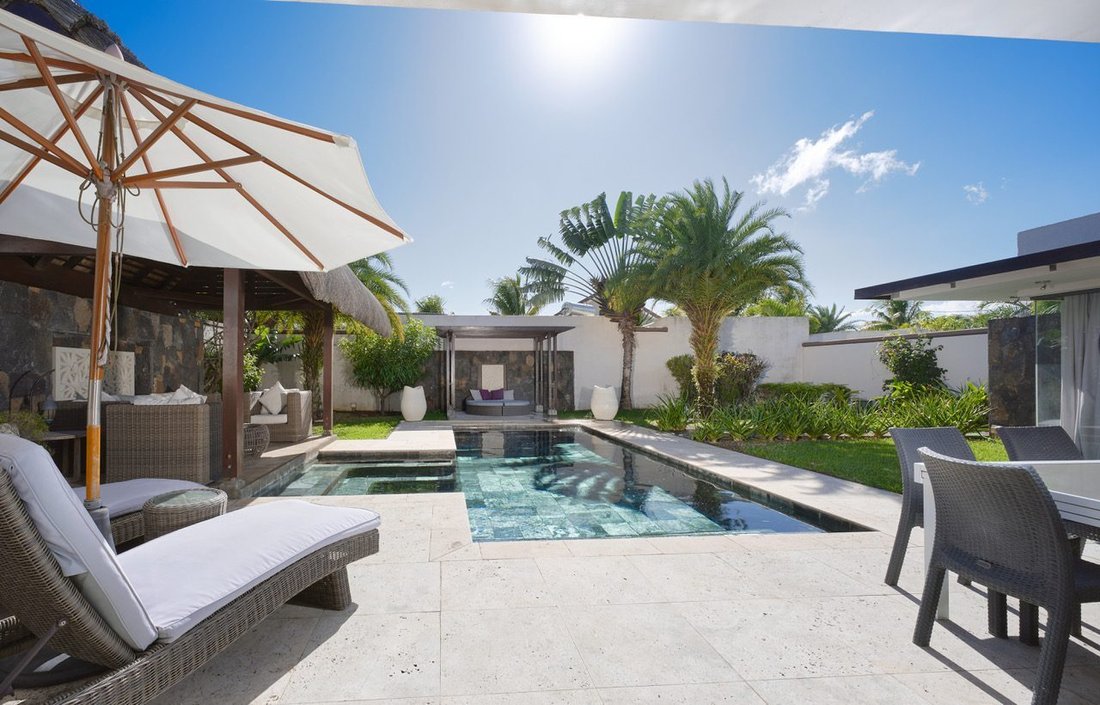 Villa in Grand Baie, Rivière du Rempart District, Mauritius 2 - 15704522