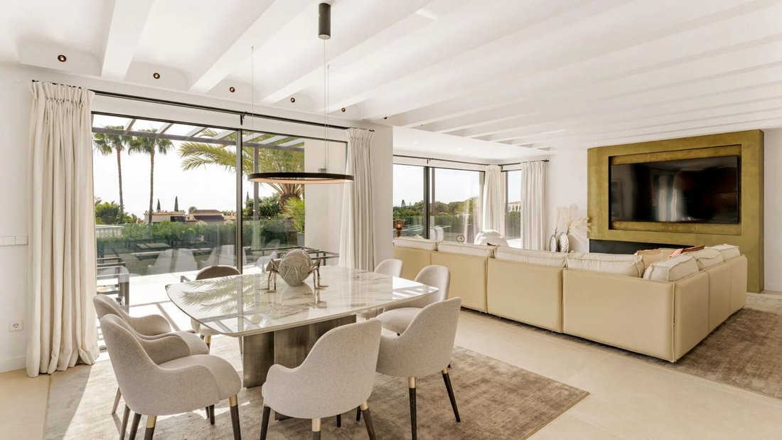 Villa in Marbella, Andalusia, Spain 3 - 15701383