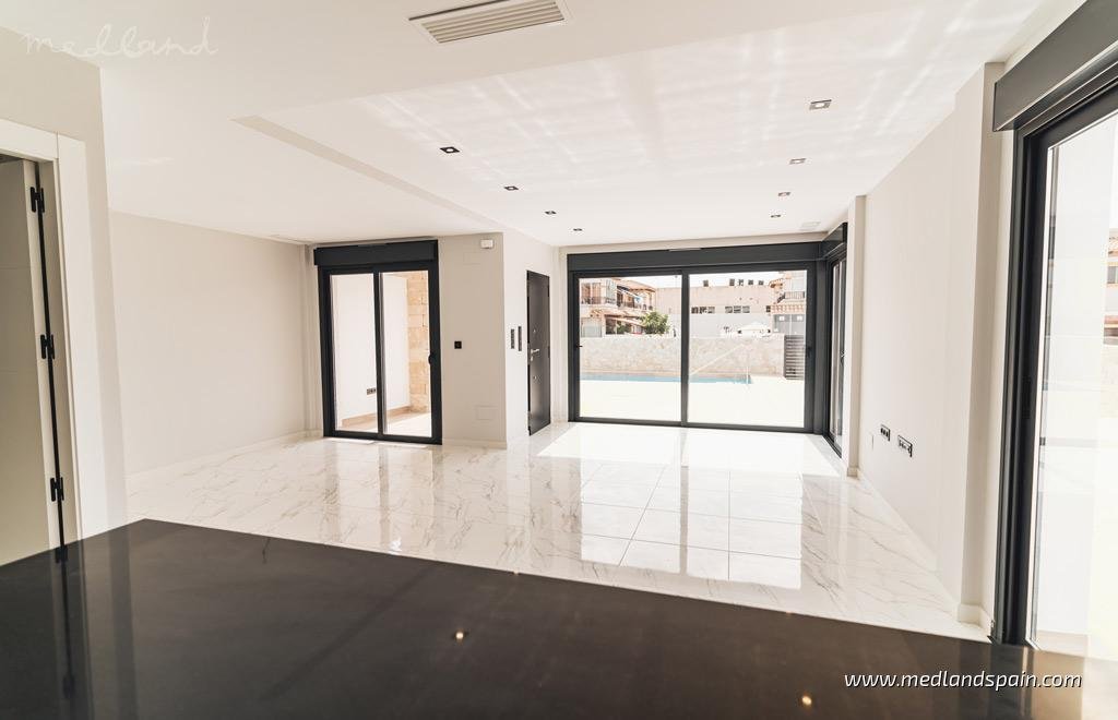 Villa in Orihuela, Valencian Community, Spain 4 - 15701091