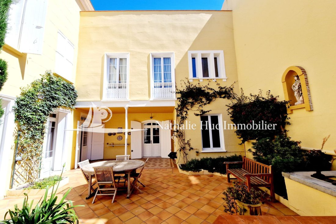 Villa in Nord, Saint-Laurent-de-la-Salanque, France 1 - 15626718