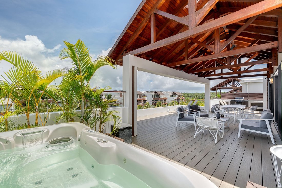 Apartment in Grand Baie, Rivière du Rempart District, Mauritius 1 - 15705918