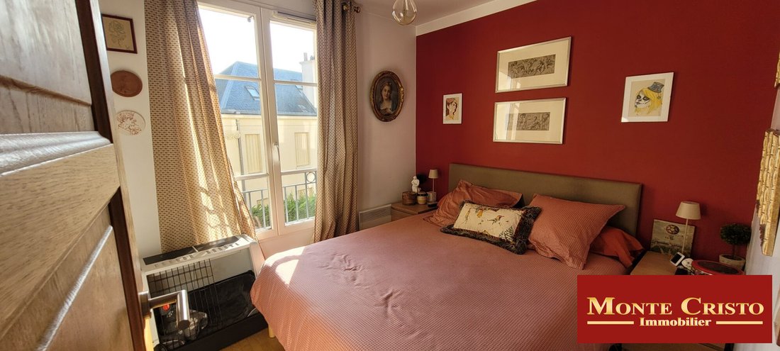 Apartment in Domaine National du Château, Versailles, France 4 - 15703655