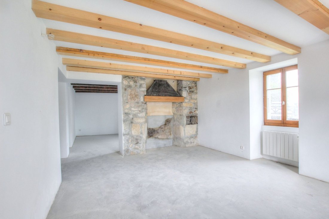 House in Saint-Jean-de-Gonville, Auvergne-Rhône-Alpes, France 5 - 15707099
