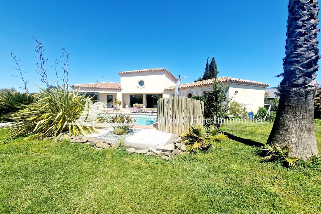 Villa in Saint-Feliu-d'Avall, Occitania, France 1 - 15544532