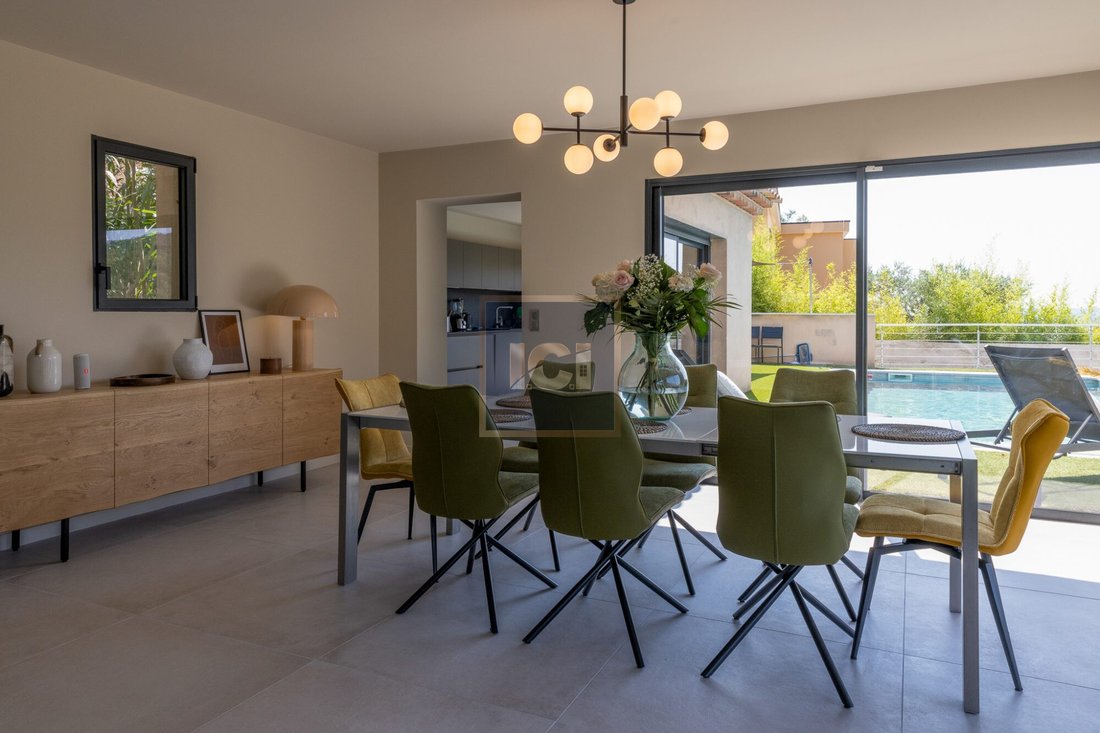 Villa in Grimaud, Provence-Alpes-Côte d'Azur, France 4 - 15703770