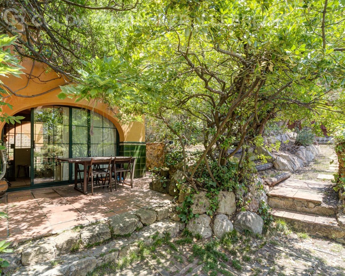 House in Sarrià-Sant Gervasi, Barcelona, Spain 2 - 13024299