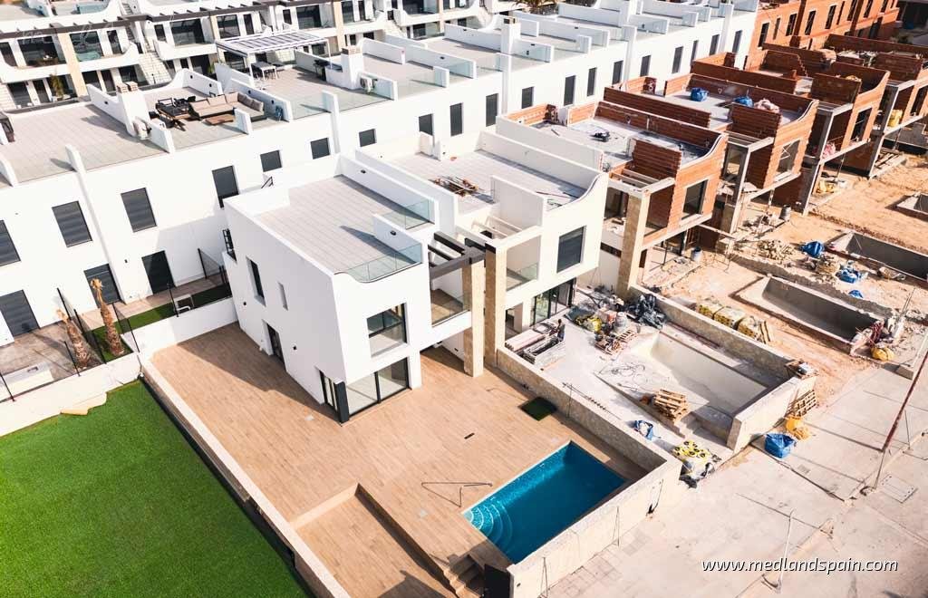 Villa in Orihuela, Valencian Community, Spain 3 - 15701091