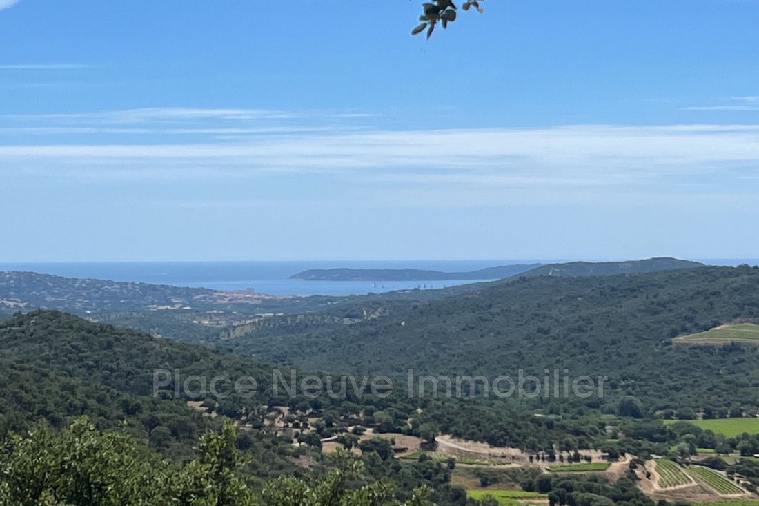 Villa in Le Plan-de-la-Tour, Provence-Alpes-Côte d'Azur, France 1 - 14361174