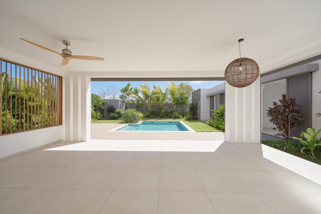 Villa in The Vale, Rivière du Rempart District, Mauritius 1 - 15703640