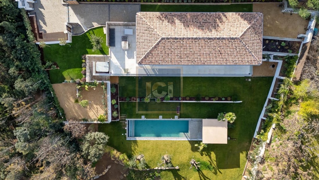 Villa in Grimaud, Provence-Alpes-Côte d'Azur, France 4 - 15704581