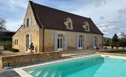 Villa in Sarlat-la-Canéda, Nouvelle-Aquitaine, France 1