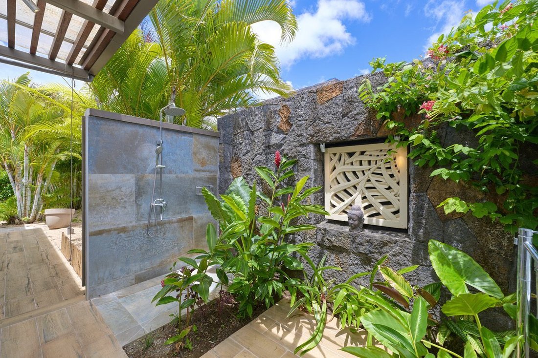 Villa in Grand Baie, Rivière du Rempart District, Mauritius 4 - 15704973