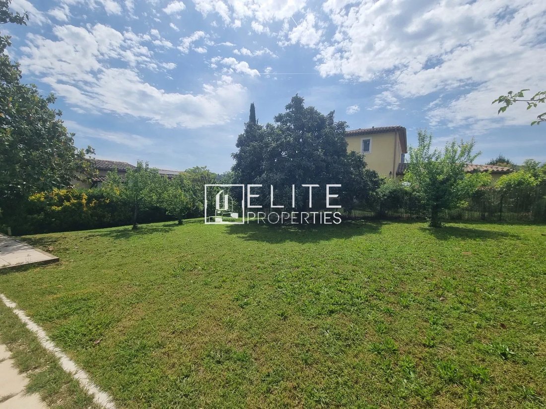 Casa en Grasse, Provenza-Alpes-Costa Azul, Francia 3 - 15698380