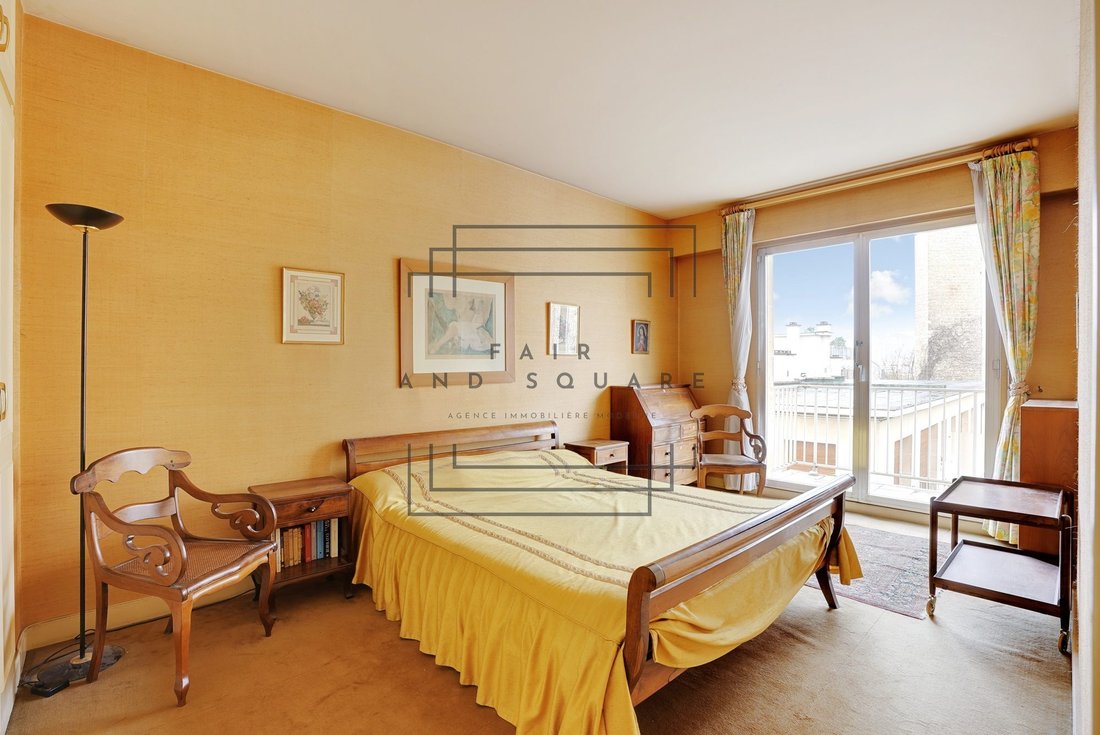 Apartment in La Plaine des Sablons, Neuilly-sur-Seine, France 3 - 15704328